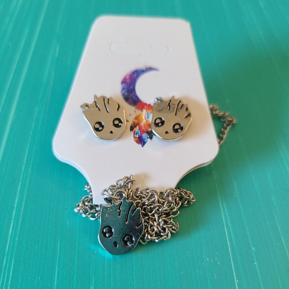 Baby Groot Necklace Set